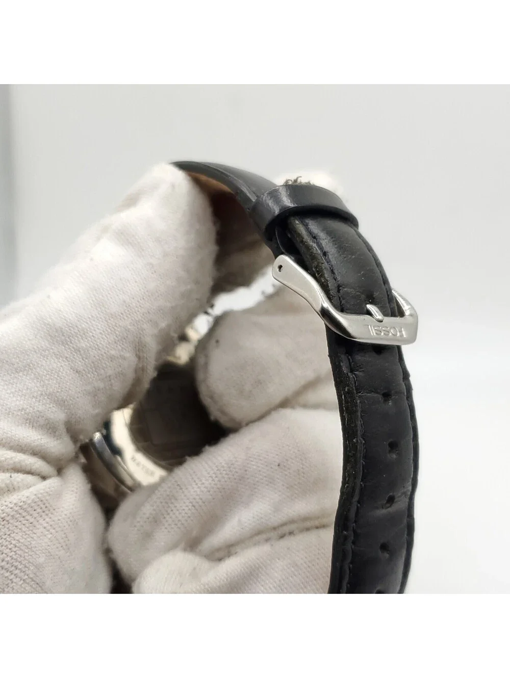 Fossil new battery